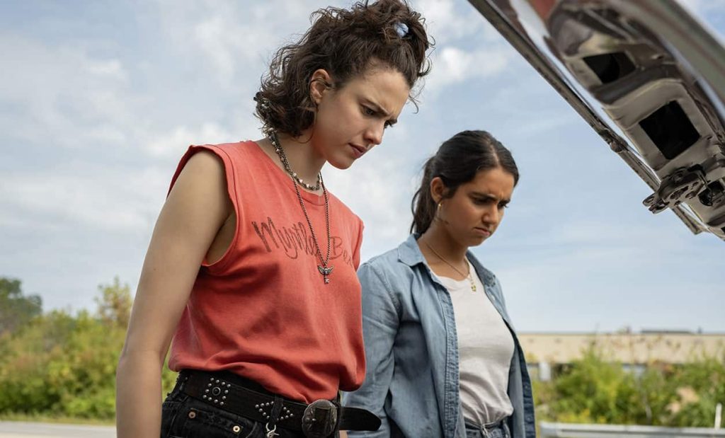 Un fotogramma dal film "Drive-Away Dolls"